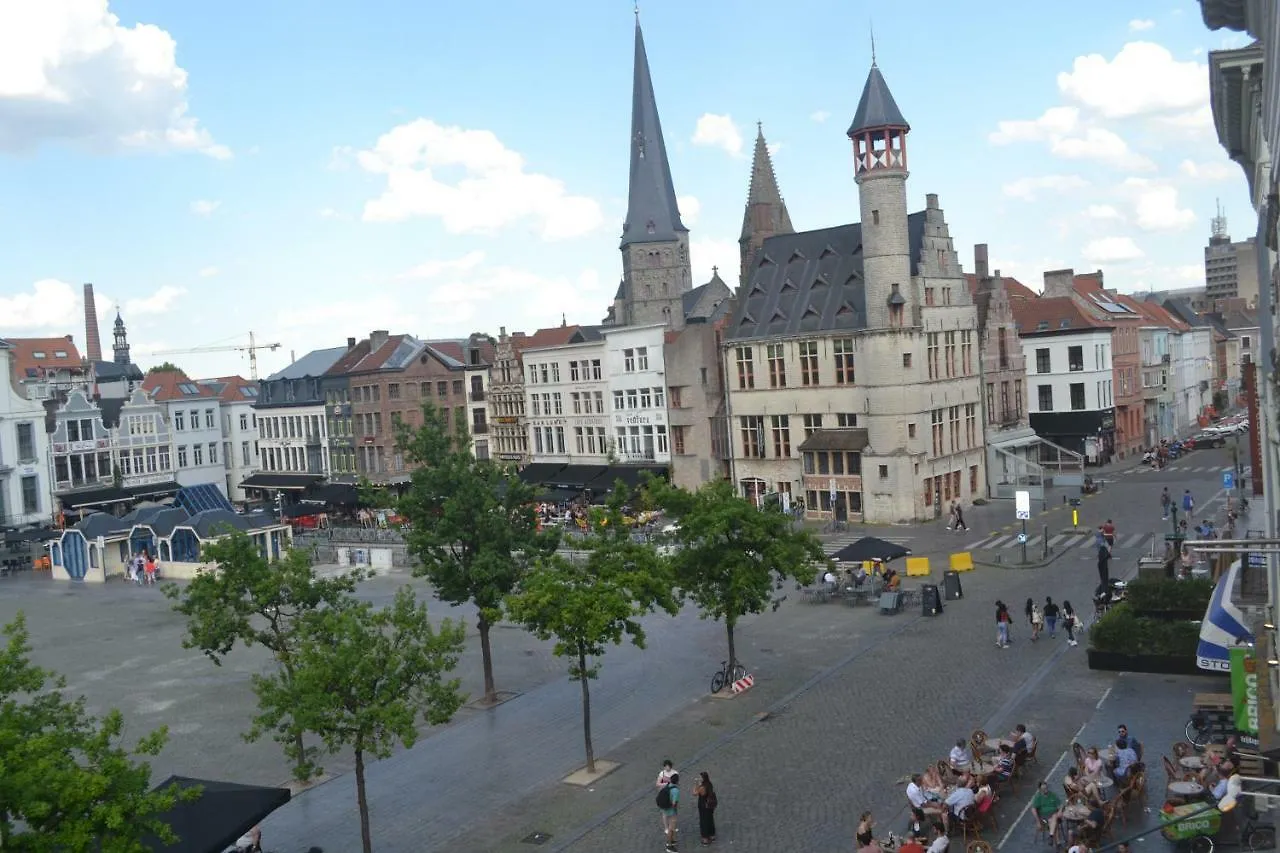 Greatest View & Location In Ghent Appartamento